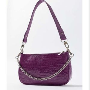NWOT Urban Outfitters Rosie Chain Baguette Bag